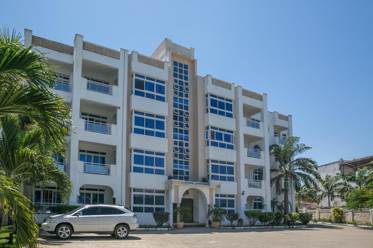 Almasi Oceanfront Nyali Apartamento Mombaça Exterior foto